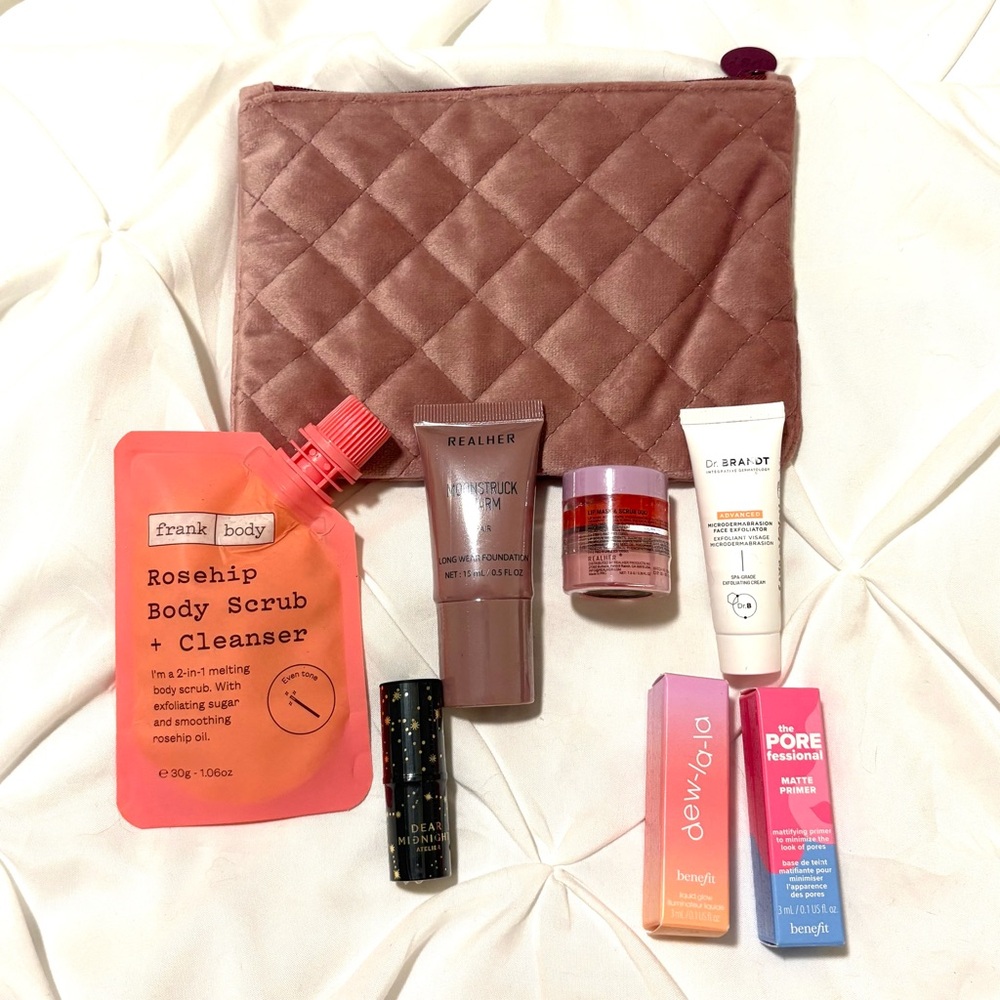 7 Cosmetics Samples and Ipsy Bag. Benefit, Frank Body, Dr Brandt and more!